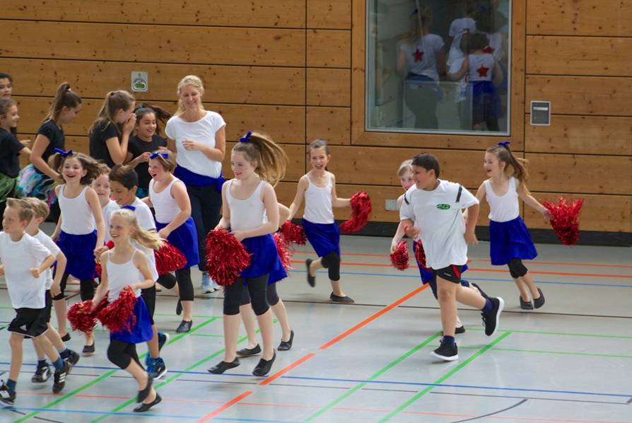 Grundschule Dahenfeld erneut Sieger bei Tanz Talent Wettbewerb